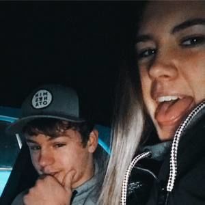 Meet your Posher, Averie